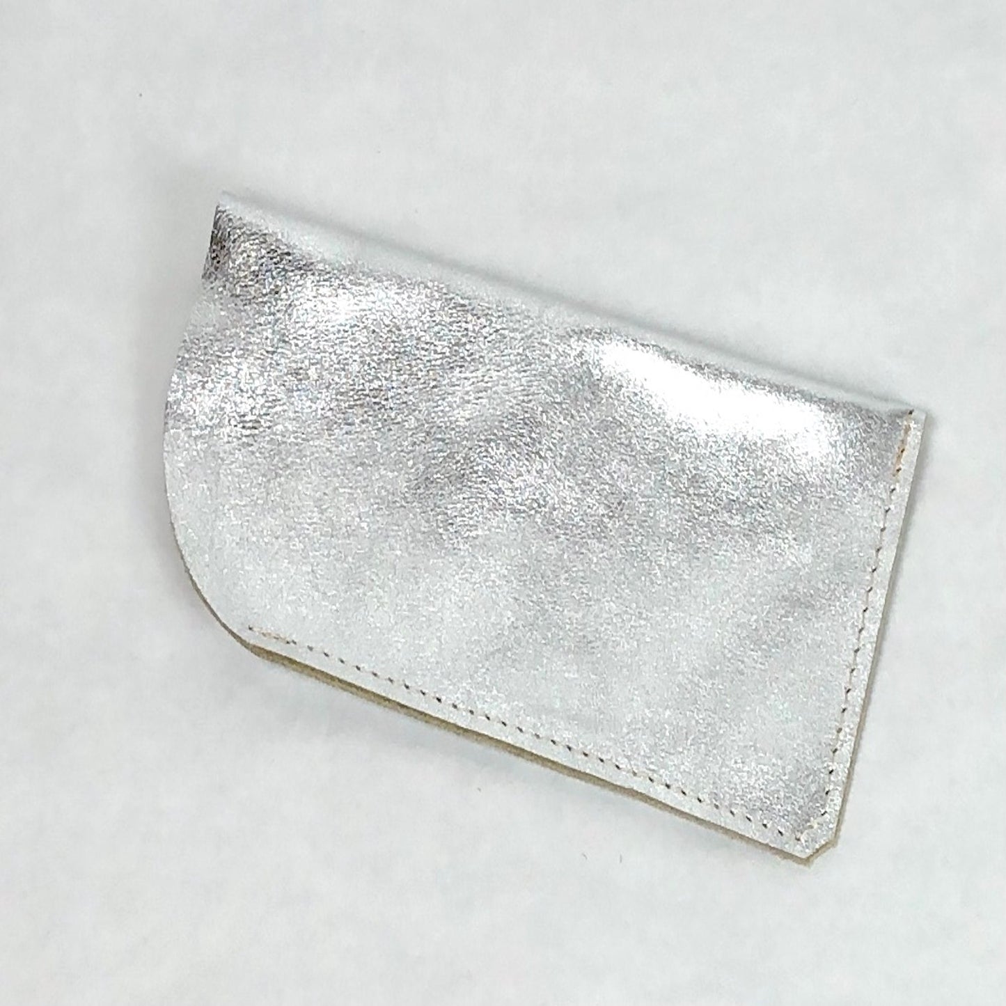 Pochette lunettes de vue en cuir argent, protège lunettes femme, housse pour lunettes de vue, cadeau unique en cuir, accessoire sac à main